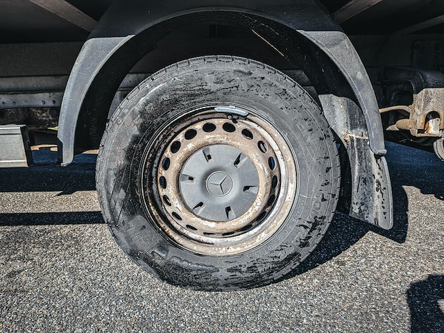 Bedrijfsauto met laadklep, mercedes-benz, sprinter 313 2.2 cdi 432 hd, 2012 - afbeelding 10 van  37