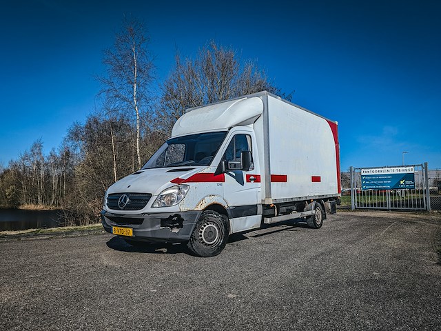 Bedrijfsauto met laadklep, mercedes-benz, sprinter 313 2.2 cdi 432 hd, 2012 - afbeelding 1 van  37