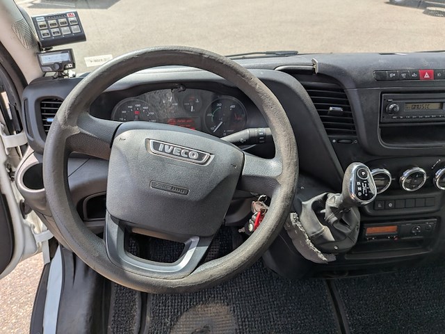 Bedrijfsauto met laadkraan en kipperbak, iveco, 50c17, 2015 - afbeelding 5 van  64