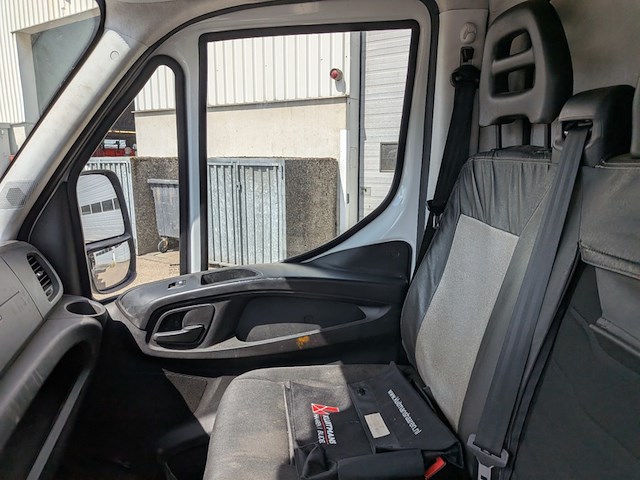 Bedrijfsauto met laadkraan en kipperbak, iveco, 50c17, 2015 - afbeelding 15 van  64