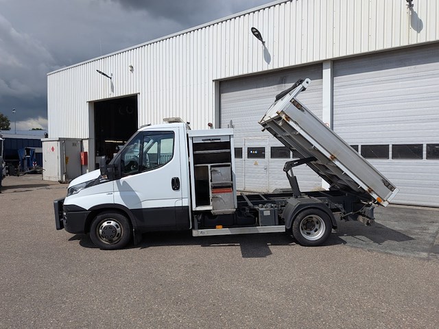 Bedrijfsauto met laadkraan en kipperbak, iveco, 50c17, 2015 - afbeelding 17 van  64
