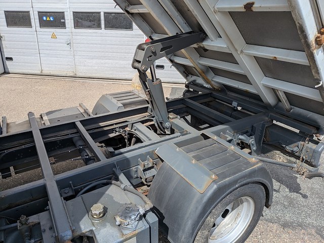 Bedrijfsauto met laadkraan en kipperbak, iveco, 50c17, 2015 - afbeelding 19 van  64