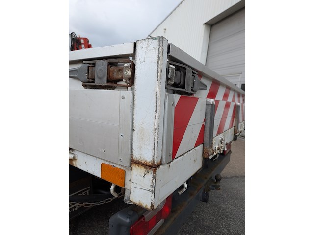 Bedrijfsauto met laadkraan en kipperbak, iveco, 50c17, 2015 - afbeelding 57 van  64