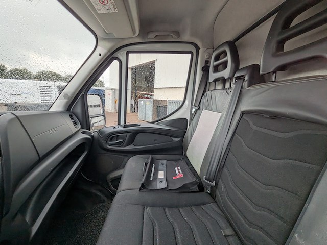 Bedrijfsauto met laadkraan en kipperbak, iveco, 50c17, 2015 - afbeelding 10 van  56