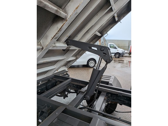 Bedrijfsauto met laadkraan en kipperbak, iveco, 50c17, 2015 - afbeelding 27 van  56