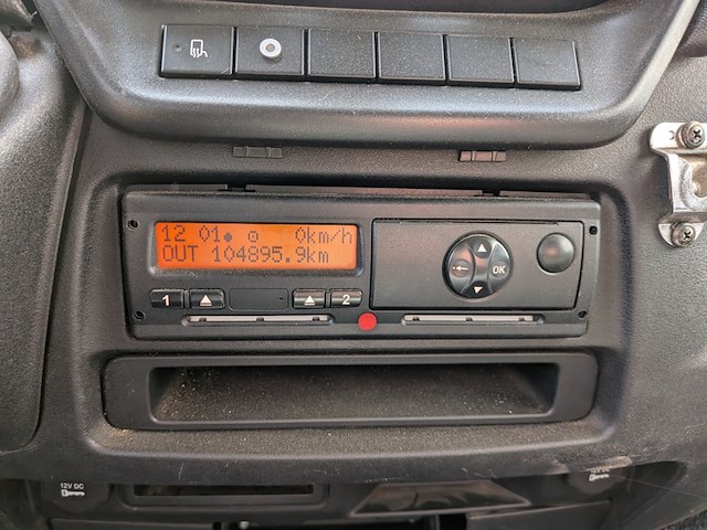 Bedrijfsauto met laadkraan en kipperbak, iveco, 50c17, 2015 - afbeelding 10 van  70