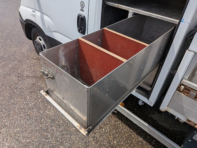 Bedrijfsauto met laadkraan en kipperbak, iveco, 50c17, 2015 - afbeelding 19 van  70