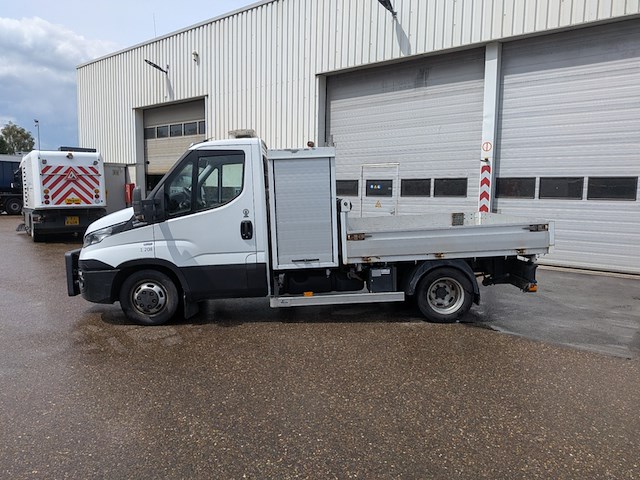 Bedrijfsauto met laadkraan en kipperbak, iveco, 50c17, 2015 - afbeelding 69 van  70