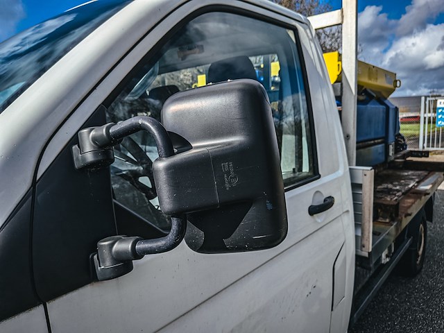 Bedrijfsauto met zoutstrooier, volkswagen, transporter 1.9 tdi 340, 2009 - afbeelding 3 van  39