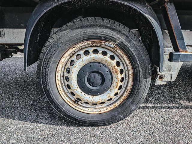 Bedrijfsauto met zoutstrooier, volkswagen, transporter 1.9 tdi 340, 2009 - afbeelding 17 van  39