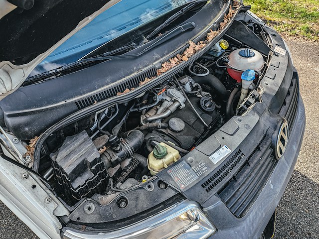 Bedrijfsauto met zoutstrooier, volkswagen, transporter 1.9 tdi 340, 2009 - afbeelding 31 van  39