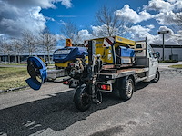 Bedrijfsauto met zoutstrooier, volkswagen, transporter 1.9 tdi 340, 2009 - afbeelding 35 van  39