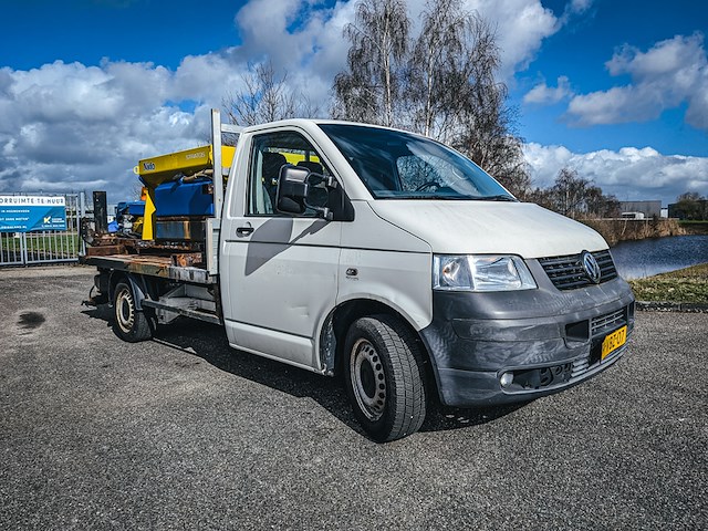 Bedrijfsauto met zoutstrooier, volkswagen, transporter 1.9 tdi 340, 2009 - afbeelding 37 van  39
