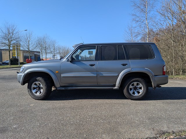 Bedrijfsauto, nissan, patrol gr, 3.0 di comfort, 2004 - afbeelding 12 van  41