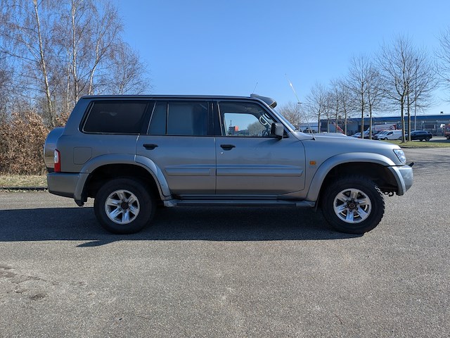 Bedrijfsauto, nissan, patrol gr, 3.0 di comfort, 2004 - afbeelding 38 van  41