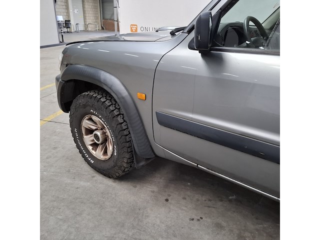 Bedrijfsauto, nissan, patrol gr, 3.0 di comfort base, 2004 - afbeelding 46 van  46