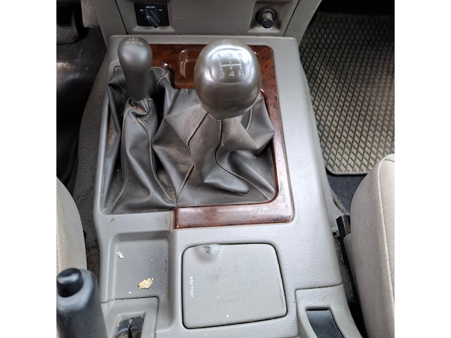 Bedrijfsauto, nissan, patrol gr, 3.0 di comfort voll b-stijl, 2001 - afbeelding 8 van  43