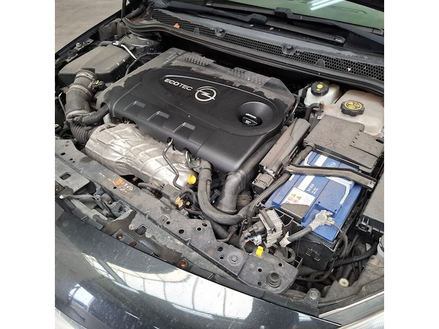 Bedrijfsauto, opel, astra sports tourer van, 2015 - afbeelding 62 van  77