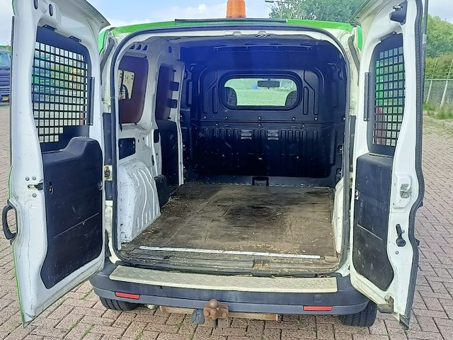 Bedrijfsauto, opel, combo 1.4 cng l2h1 ecoflex, 1.4 cng l2h1 ecoflex, 2013 - afbeelding 14 van  33