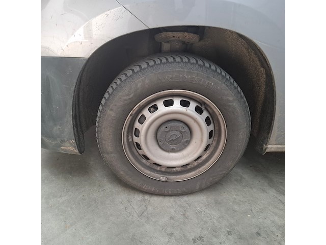 Bedrijfsauto, opel, combo 1.5 cdti, 2023 - afbeelding 5 van  61