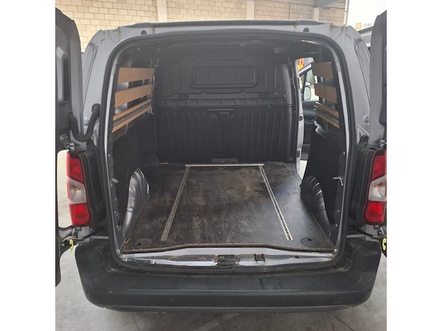Bedrijfsauto, opel, combo 1.5 cdti, 2023 - afbeelding 30 van  61