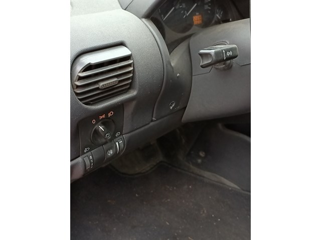 Bedrijfsauto opel, combo 1.6-16v cng comfort, bouwjaar 2009 - afbeelding 19 van  37