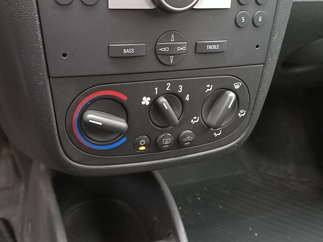 Bedrijfsauto opel, combo 1.6-16v cng comfort, bouwjaar 2009 - afbeelding 21 van  37