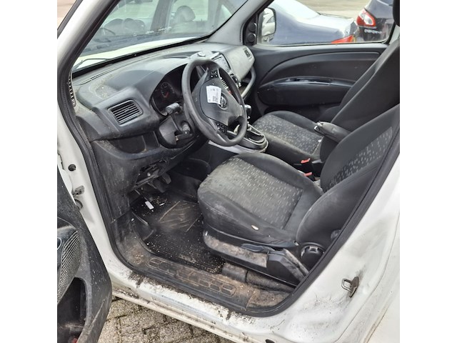 Bedrijfsauto, opel, combo, 1.6 cdti l2h1 , 2013 - afbeelding 14 van  18