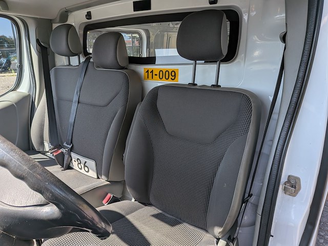 Bedrijfsauto, opel, vivaro 2.0 cdti l2h1, 2011 - afbeelding 15 van  36