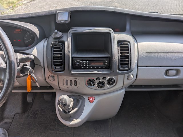 Bedrijfsauto, opel, vivaro 2.0 cdti l2h1, 2011 - afbeelding 19 van  36