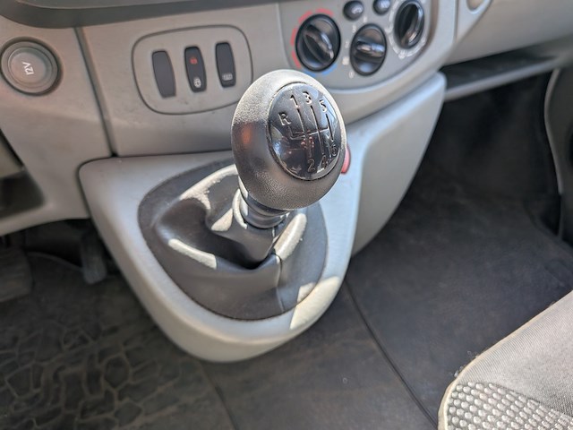 Bedrijfsauto, opel, vivaro 2.0 cdti l2h1, 2011 - afbeelding 22 van  36