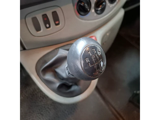 Bedrijfsauto, opel, vivaro 2.0 dci, 2011 - afbeelding 44 van  78