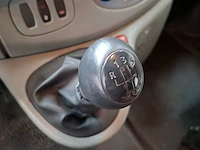 Bedrijfsauto, opel, vivaro 2.0 dci, 2011 - afbeelding 44 van  78