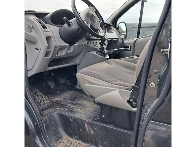 Bedrijfsauto, opel, vivaro, 2015 - afbeelding 10 van  15