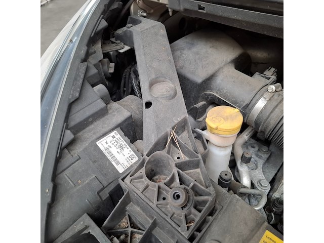 Bedrijfsauto, opel, vivaro, 2016 - afbeelding 72 van  79