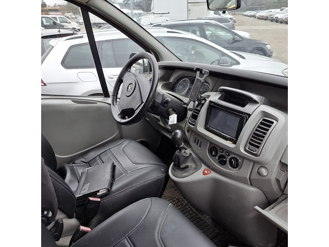 Bedrijfsauto, opel, vivaro, 2.5 cdti l2h1 dc, 2008 - afbeelding 3 van  18