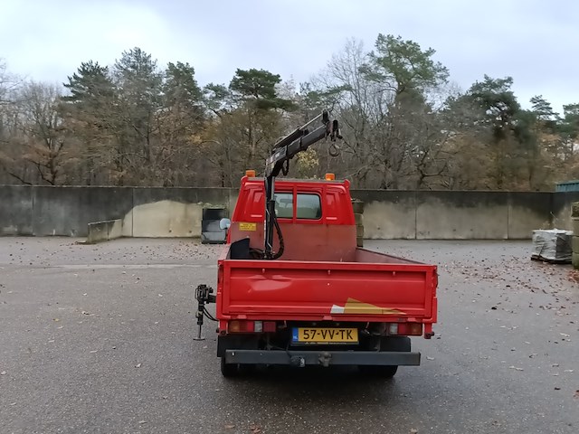 Bedrijfsauto openlaadbak mazda, e2200 pick-up met laadkraan hiab 008t, bouwjaar 2001 - afbeelding 2 van  32
