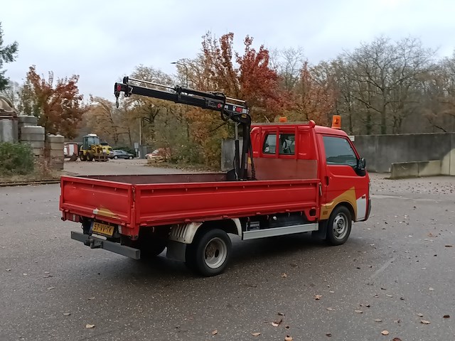 Bedrijfsauto openlaadbak mazda, e2200 pick-up met laadkraan hiab 008t, bouwjaar 2001 - afbeelding 5 van  32