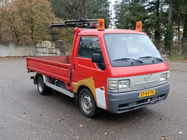 Bedrijfsauto openlaadbak mazda, e2200 pick-up met laadkraan hiab 008t, bouwjaar 2001 - afbeelding 7 van  32