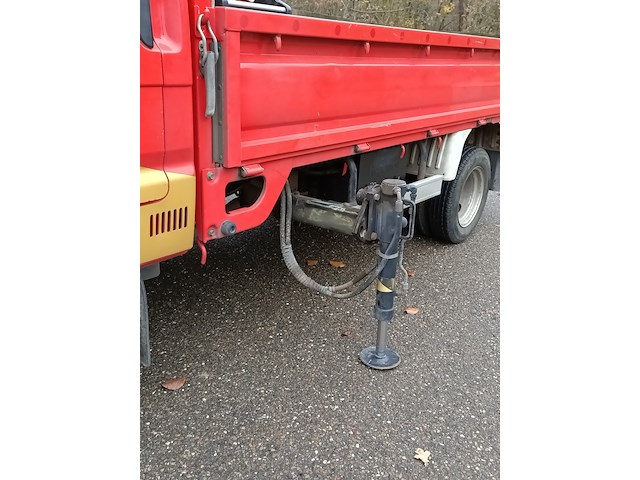 Bedrijfsauto openlaadbak mazda, e2200 pick-up met laadkraan hiab 008t, bouwjaar 2001 - afbeelding 8 van  32