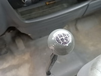 Bedrijfsauto openlaadbak mazda, e2200 pick-up met laadkraan hiab 008t, bouwjaar 2001 - afbeelding 19 van  32