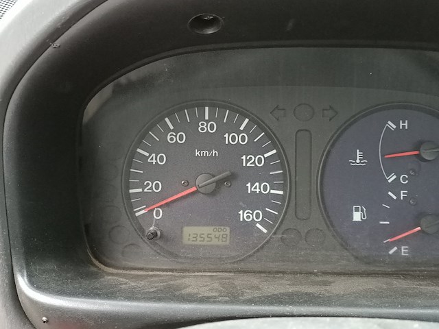 Bedrijfsauto openlaadbak mazda, e2200 pick-up met laadkraan hiab 008t, bouwjaar 2001 - afbeelding 20 van  32