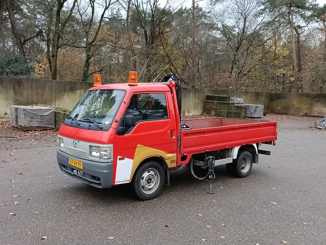 Bedrijfsauto openlaadbak mazda, e2200 pick-up met laadkraan hiab 008t, bouwjaar 2001 - afbeelding 12 van  32