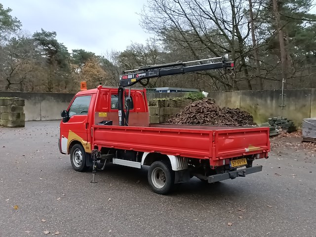 Bedrijfsauto openlaadbak mazda, e2200 pick-up met laadkraan hiab 008t, bouwjaar 2001 - afbeelding 30 van  32