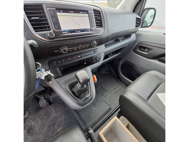 Bedrijfsauto, peugeot, expert, 2020 - afbeelding 26 van  45