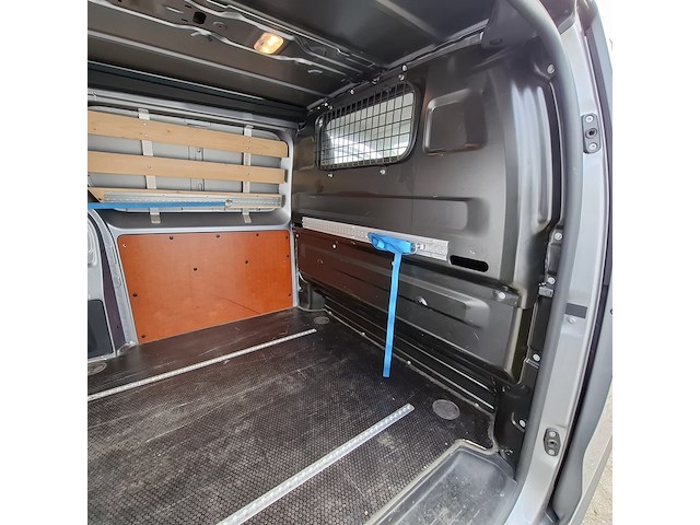 Bedrijfsauto, peugeot, expert, 2020 - afbeelding 31 van  45
