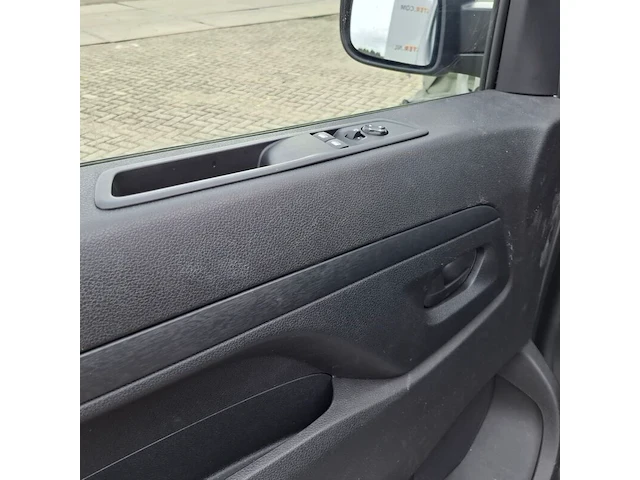 Bedrijfsauto, peugeot, expert, 2024, schade-auto - afbeelding 24 van  63