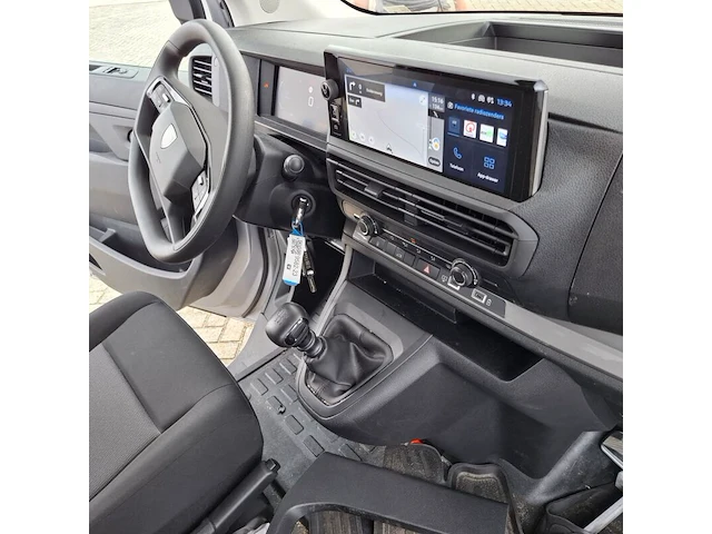 Bedrijfsauto, peugeot, expert, 2024, schade-auto - afbeelding 41 van  63