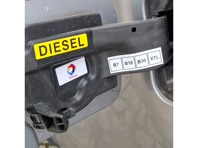 Bedrijfsauto, peugeot, expert, 2024, schade-auto - afbeelding 53 van  63