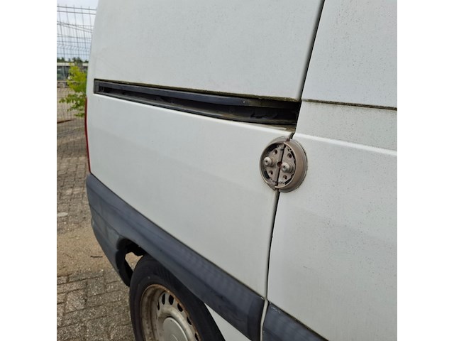Bedrijfsauto, peugeot, expert, 220c 2.0 hdi avantage - afbeelding 22 van  27